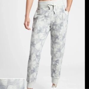 Athleta Balance Jogger